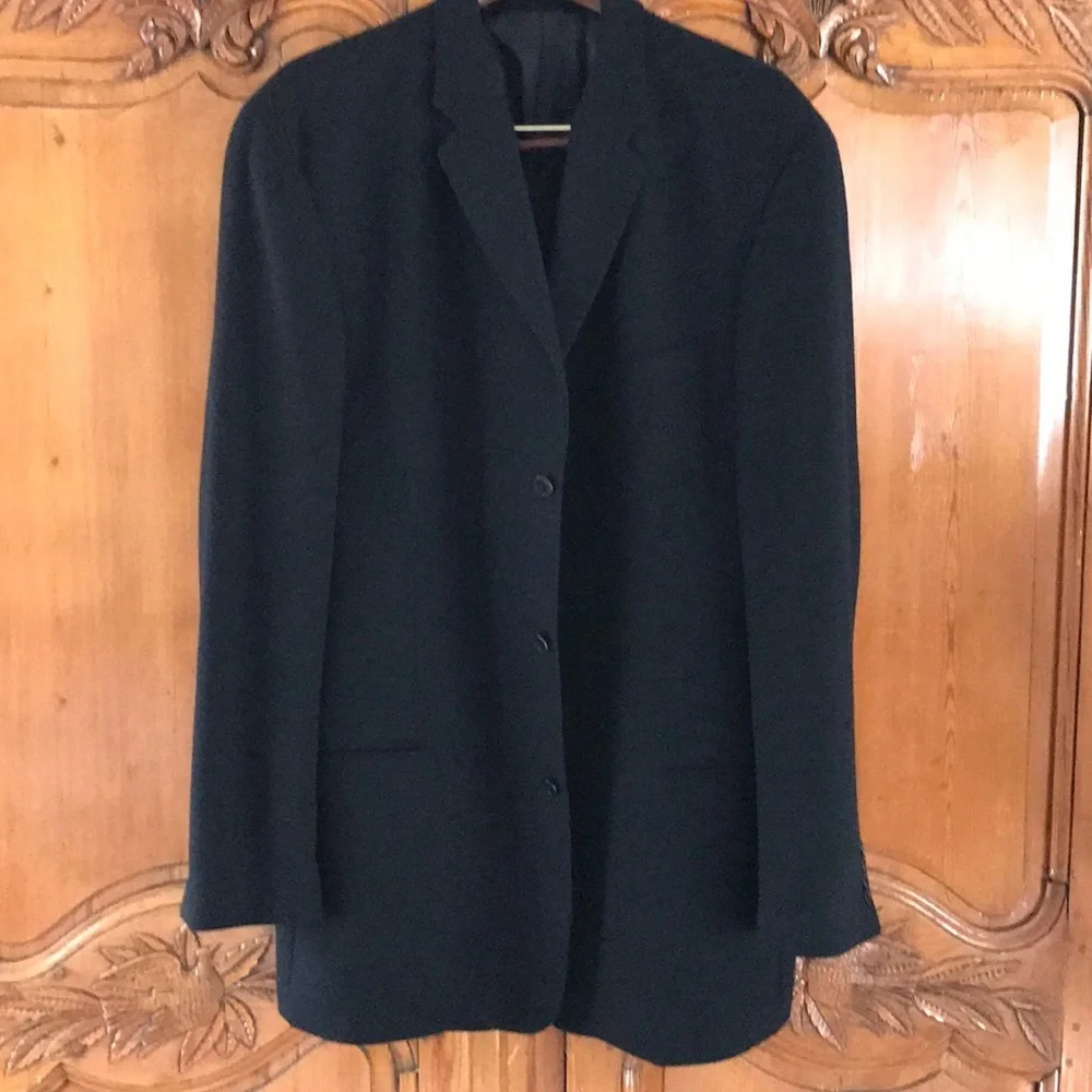 DKNY Men’s Classic Style Black Sport Coat